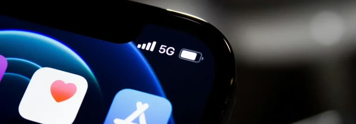 Private 5G and enterprise eSIMs: top corner of a mobile phone showing the 5G connectivity